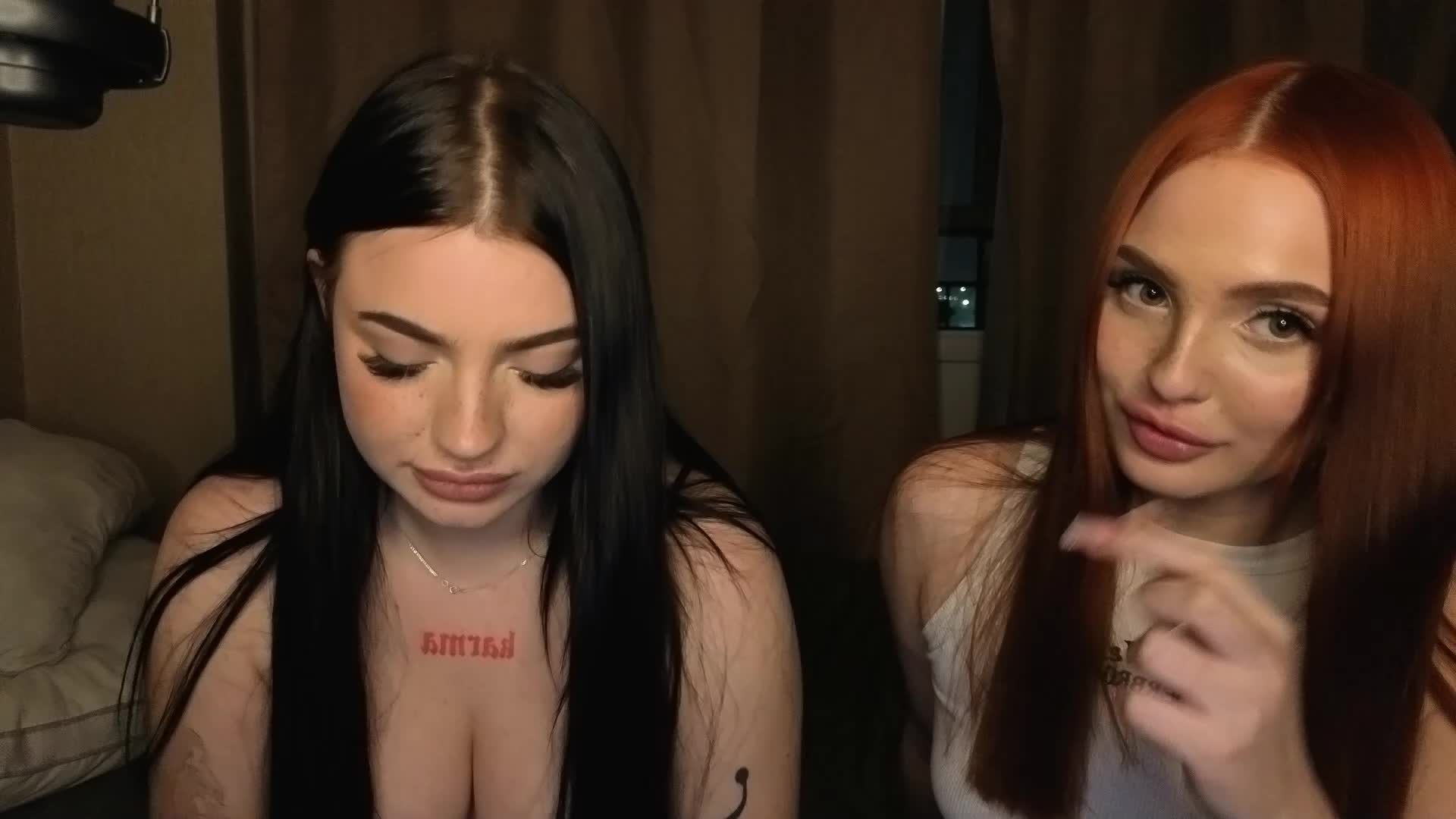 LisaAndDenis Cam Model Chat November 25, 2025