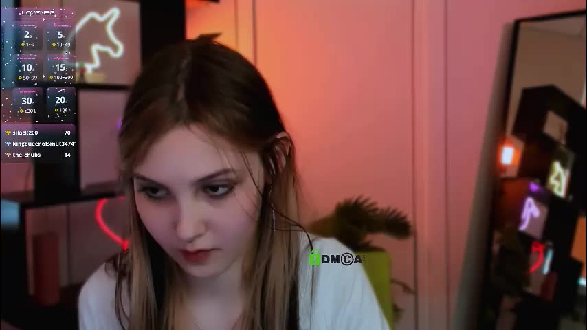 luna_tin Cam Model Chat November 25, 2025