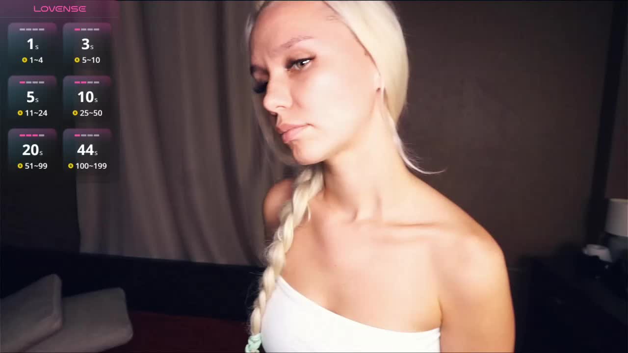 gwenbudlong Cam Model Chat November 25, 2025