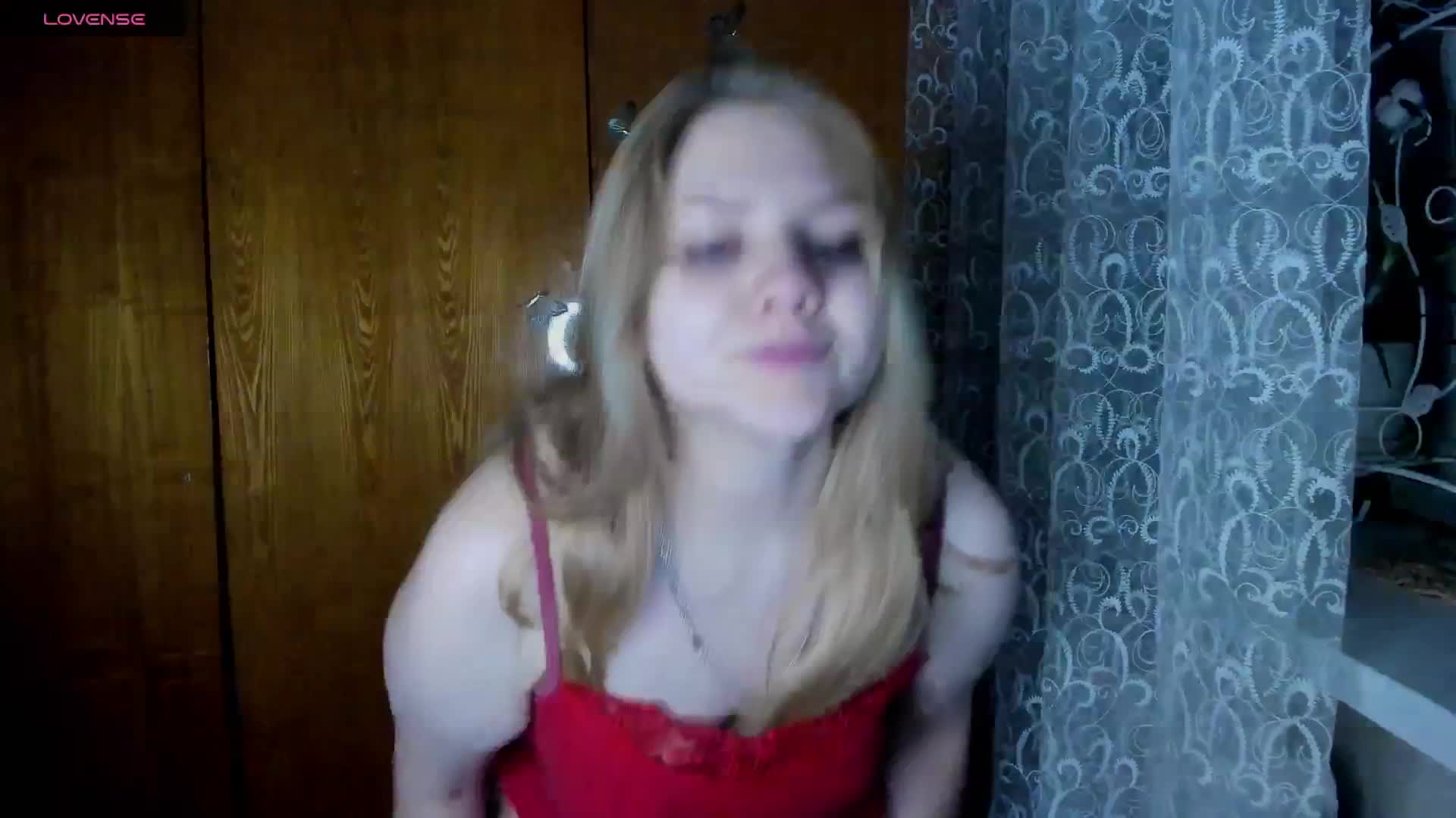 Emma-Frizea Cam Model Chat November 25, 2025