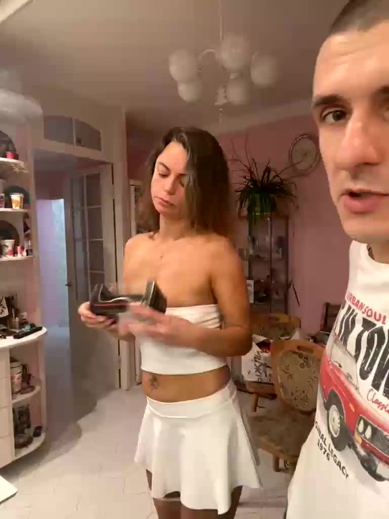 And-Liziantus Cam Model Chat November 25, 2025