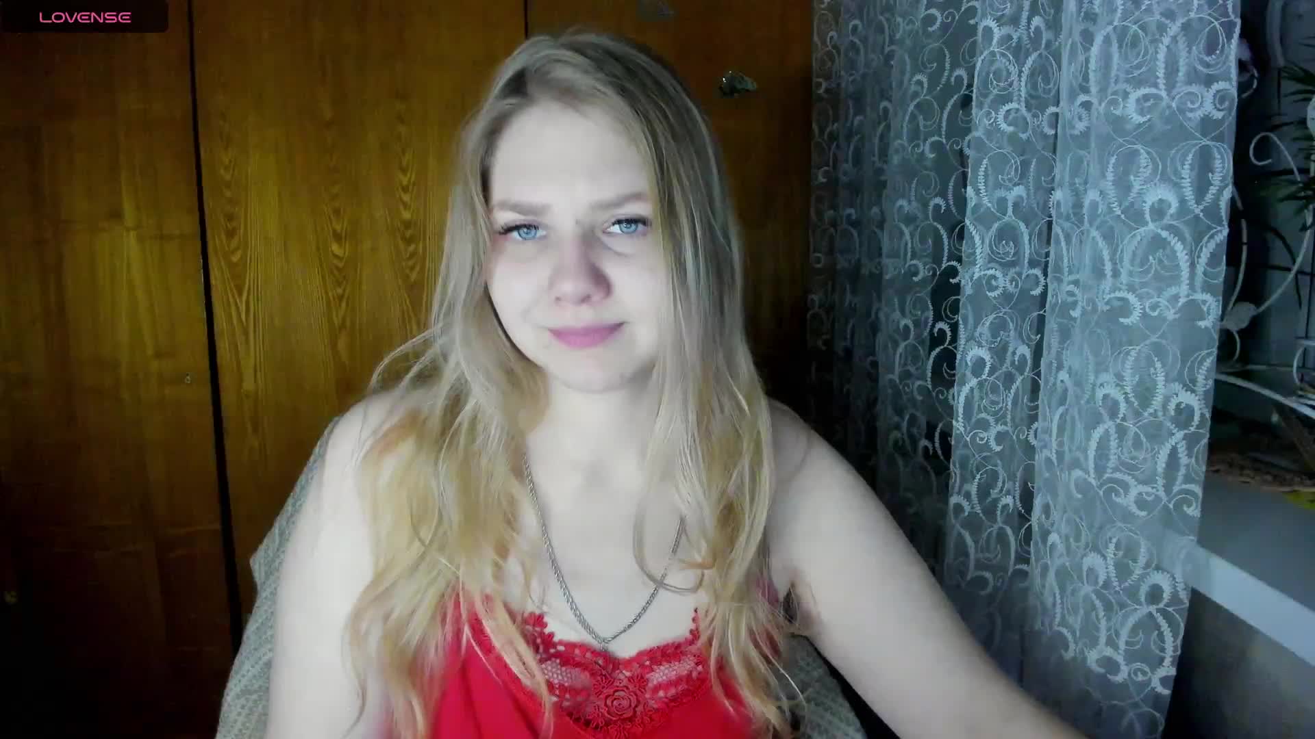 Emma-Frizea Cam Model Chat November 25, 2025