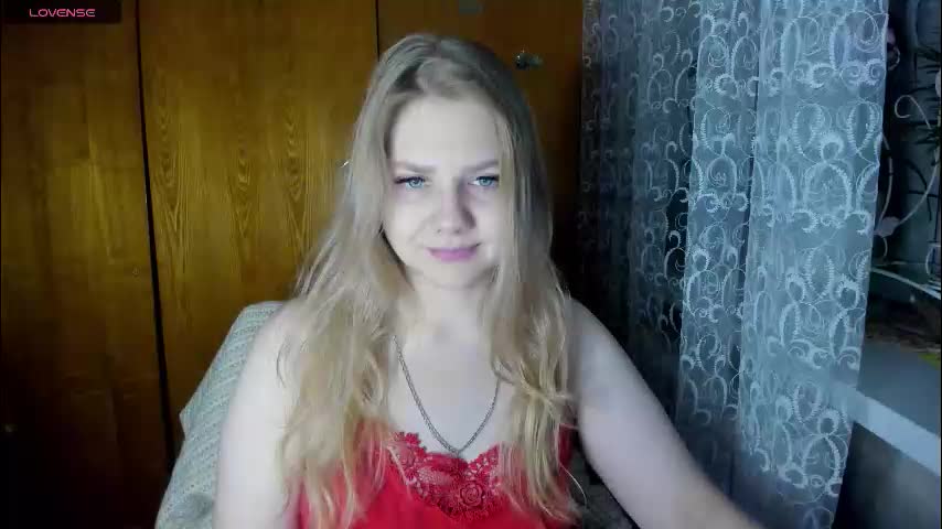 emmafrizea Cam Model Chat November 25, 2025