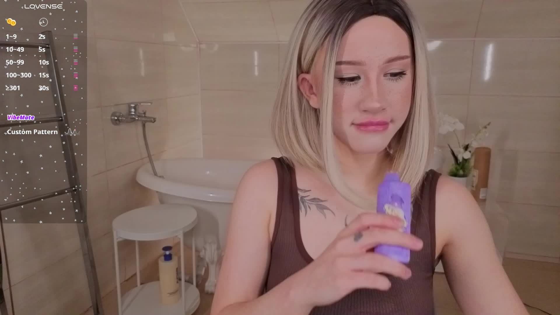 Necucubi Cam Model Chat November 25, 2025