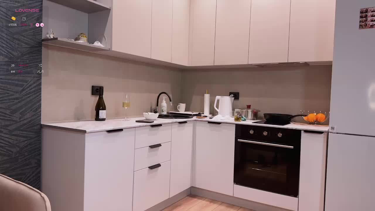 -Violetta- Cam Model Chat November 26, 2025