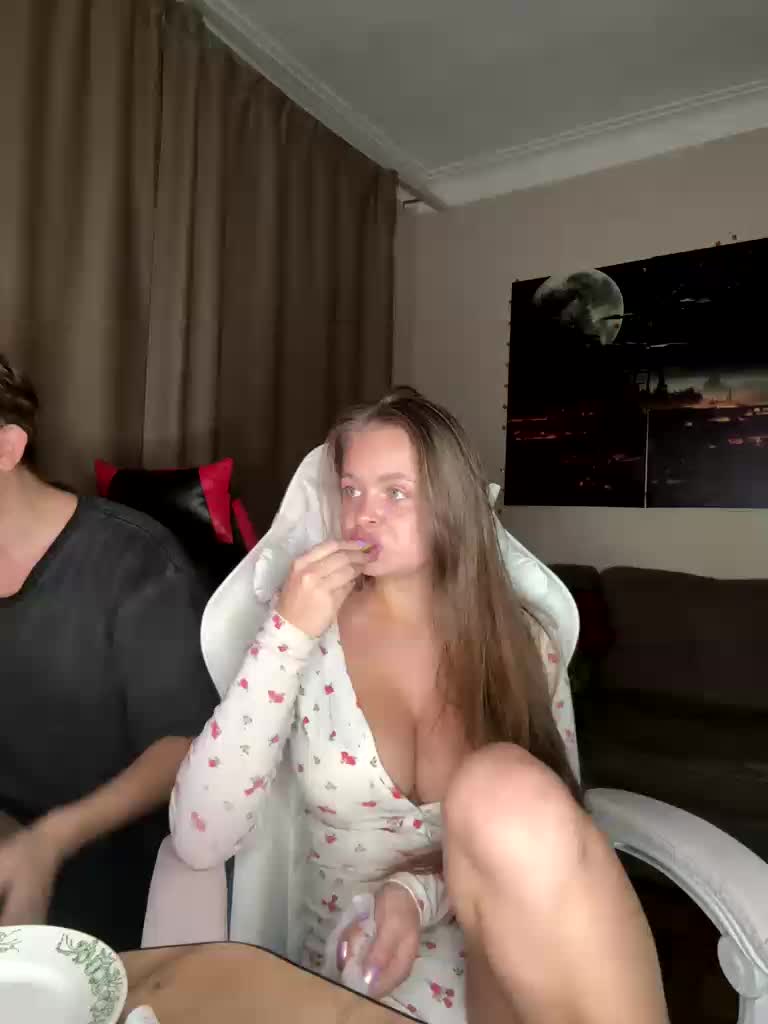 Art_cam Cam Model Chat November 26, 2025