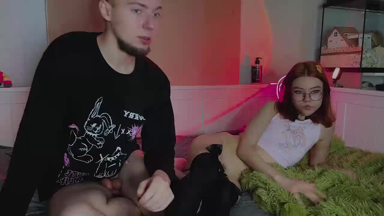 Z0mb1el0ll1 Cam Model Chat November 26, 2025