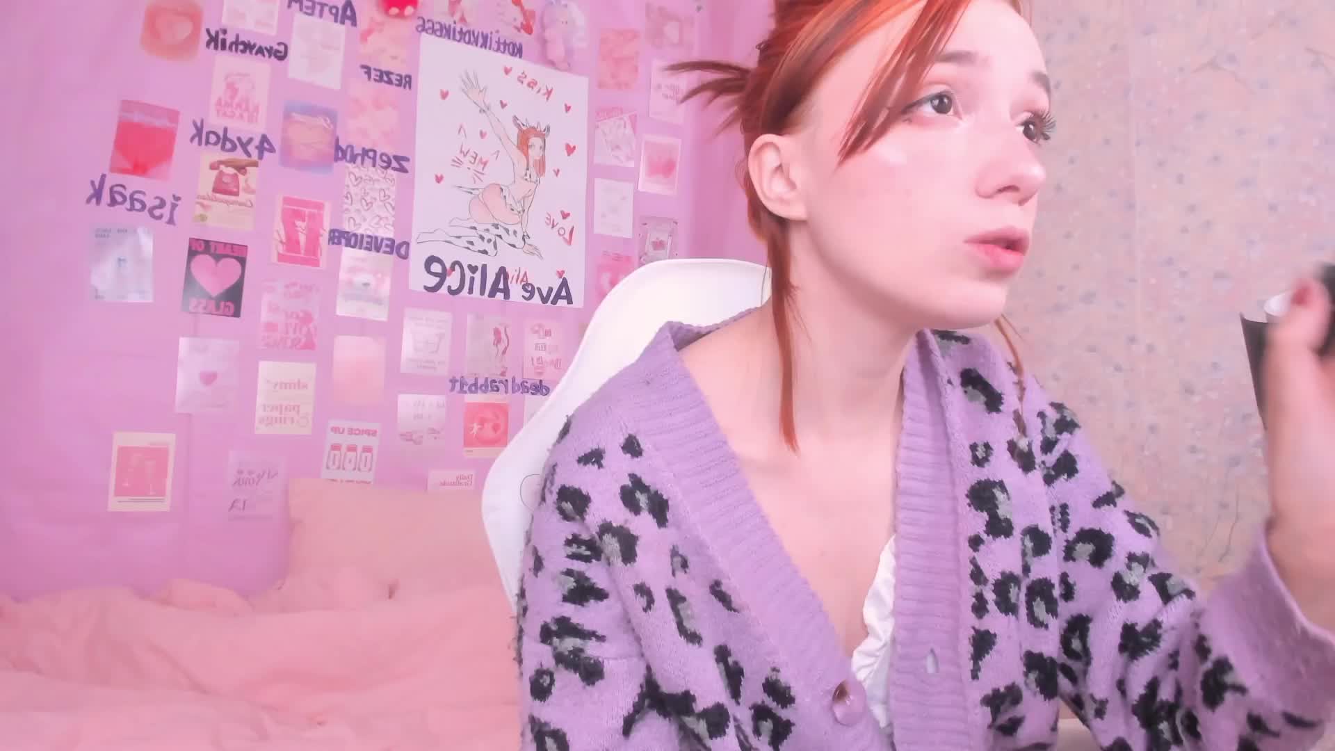 Dark-Willlow Cam Model Chat November 26, 2025