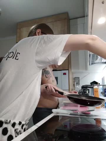 WaNaMe Cam Model Chat November 26, 2025