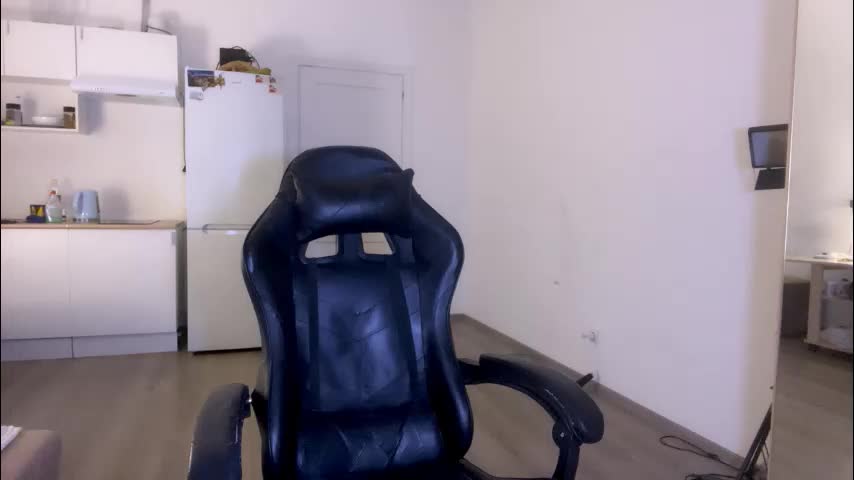 sailormoon666_ Cam Model Chat November 26, 2025