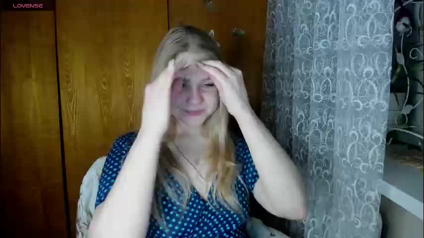 emmafrizea Cam Model Chat November 26, 2025