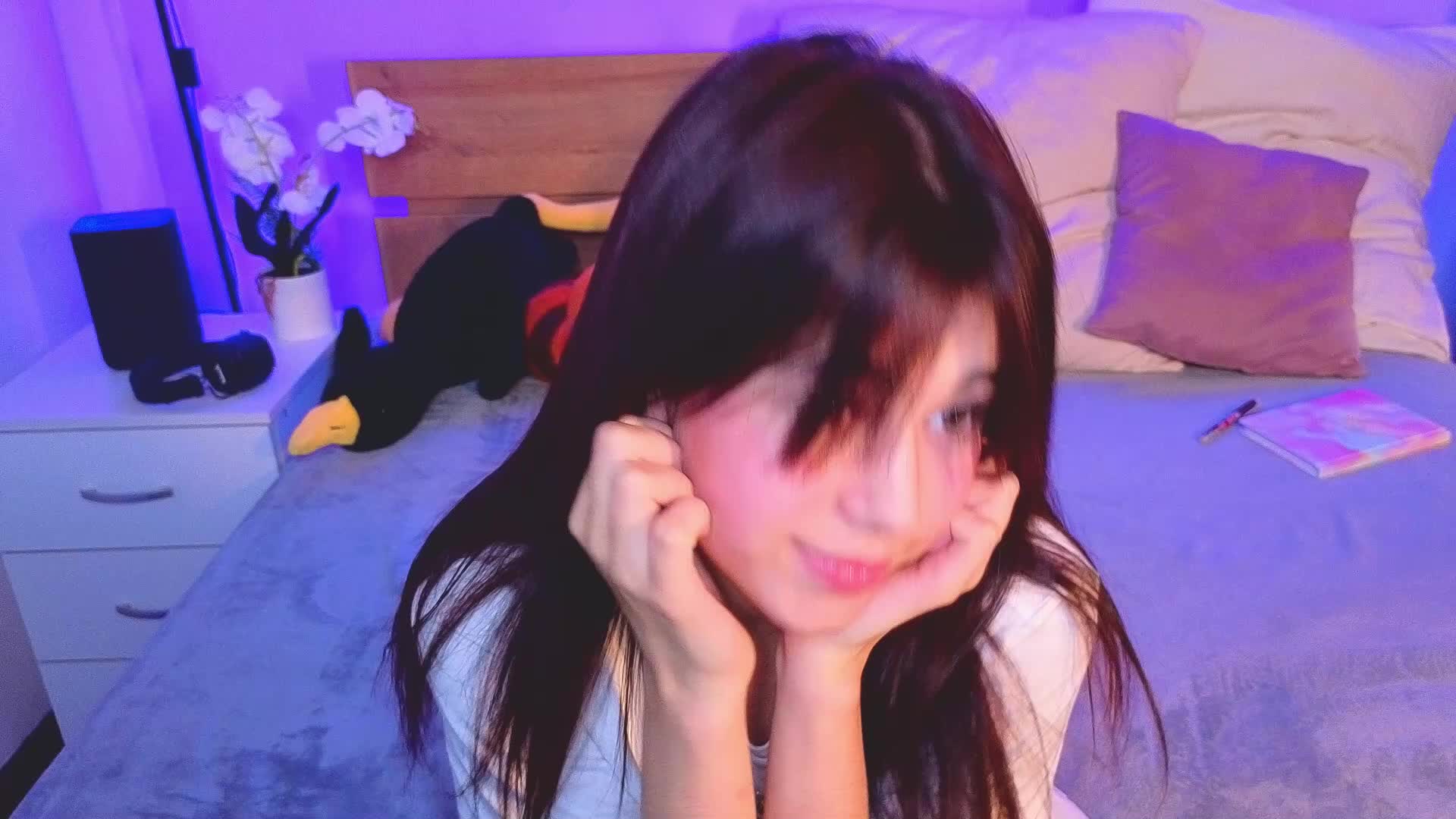 CoralineJones Cam Model Chat November 27, 2025