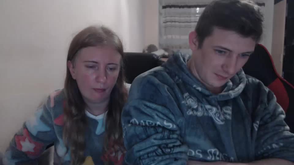 jenisandpeter Cam Model Chat November 27, 2025