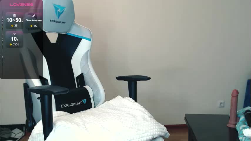 erin_and_johnny Cam Model Chat November 27, 2025