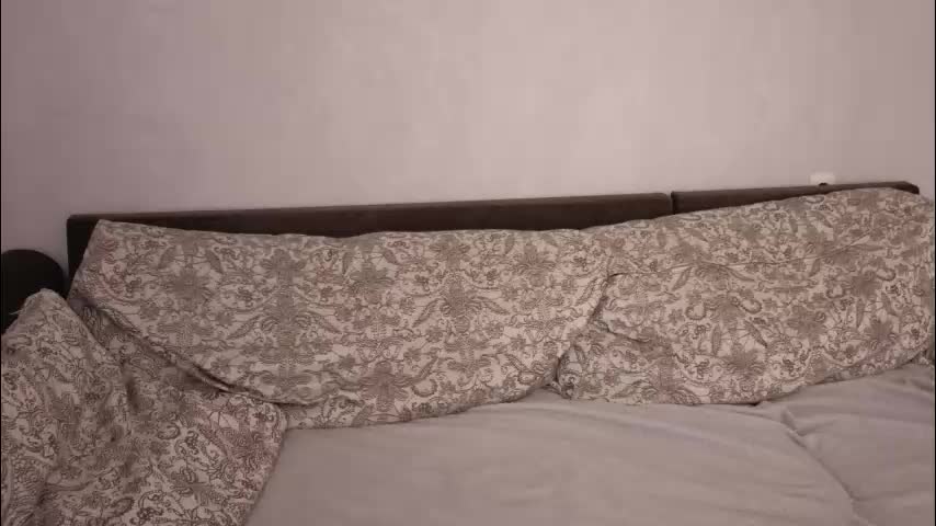 let_me_seee Cam Model Chat November 27, 2025