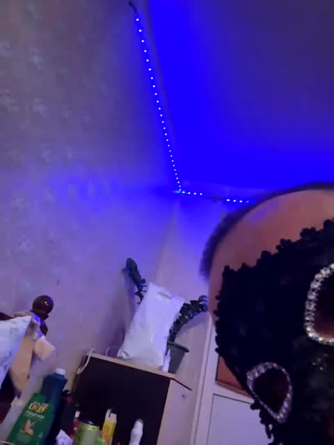 Vika-62 Cam Model Chat November 27, 2025