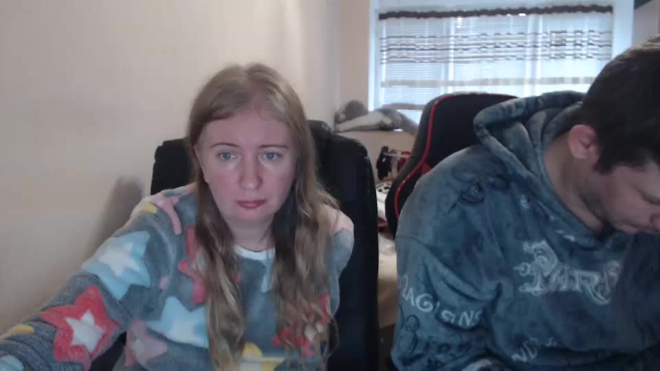 jenisandpeter Cam Model Chat November 27, 2025