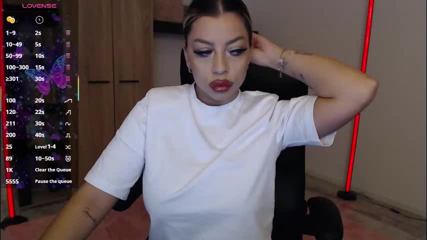 nicole___19 Cam Model Chat November 27, 2025