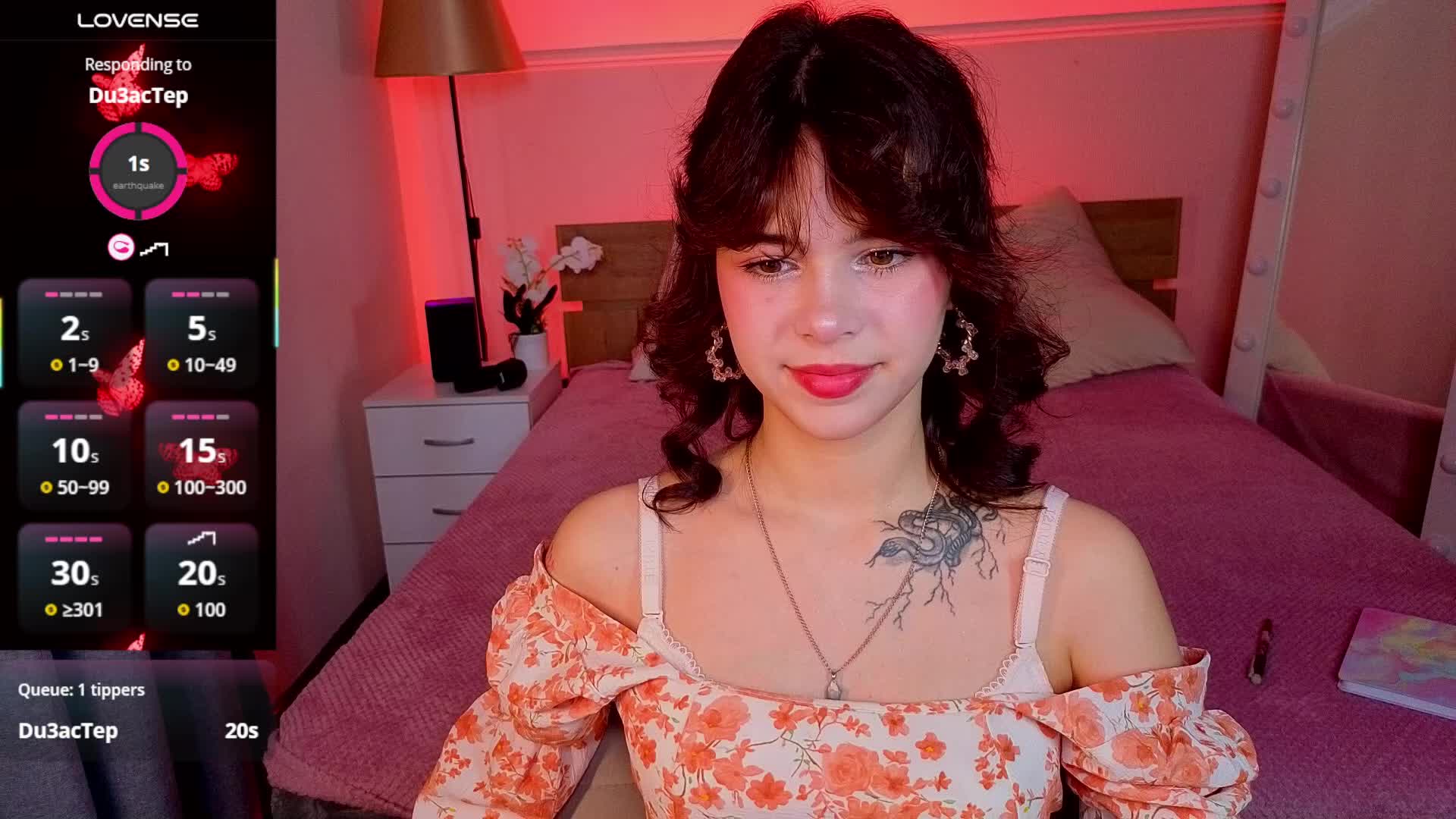 CoralineJones Cam Model Chat November 27, 2025