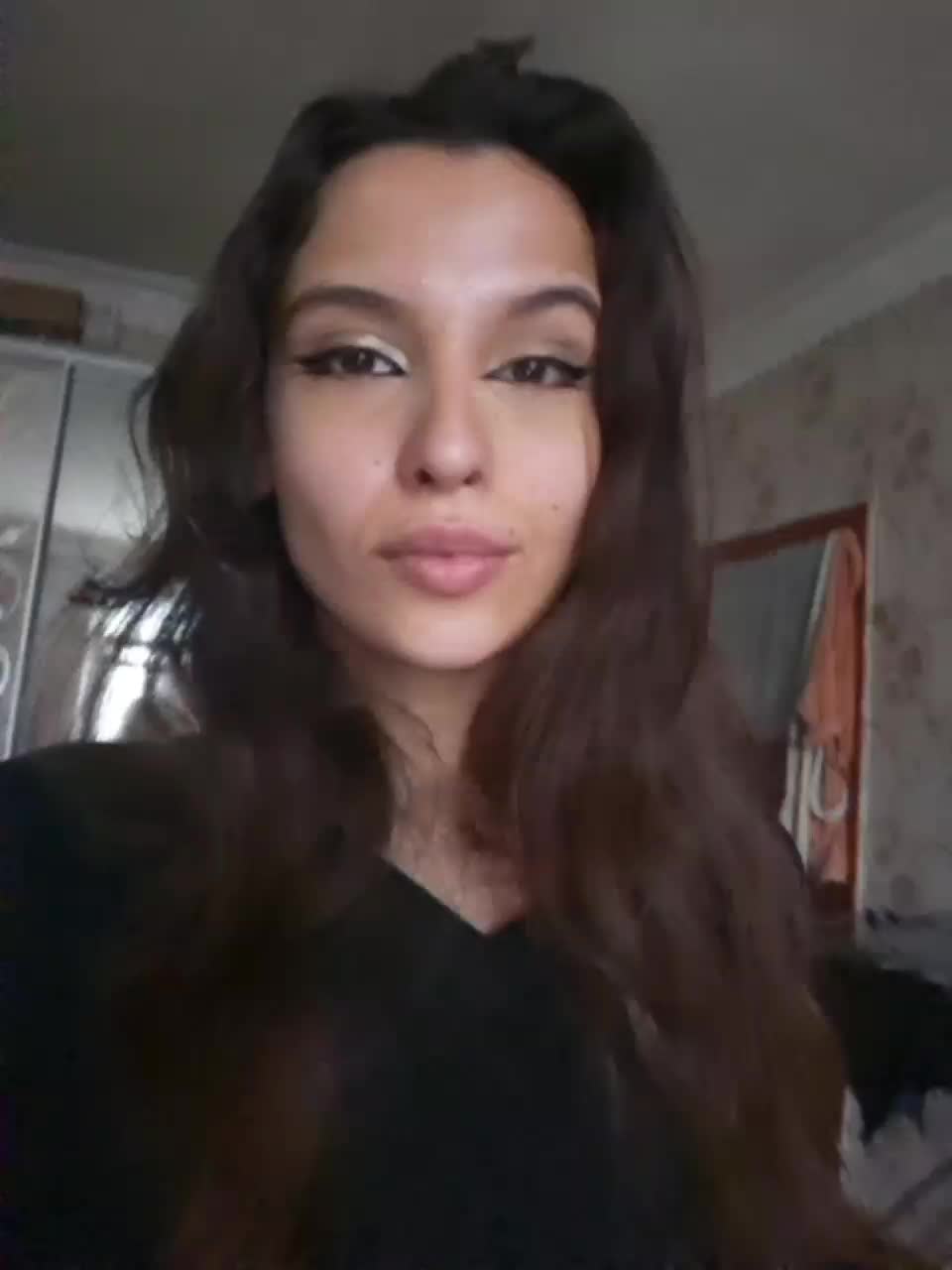 Love_Crew Cam Model Chat November 28, 2025