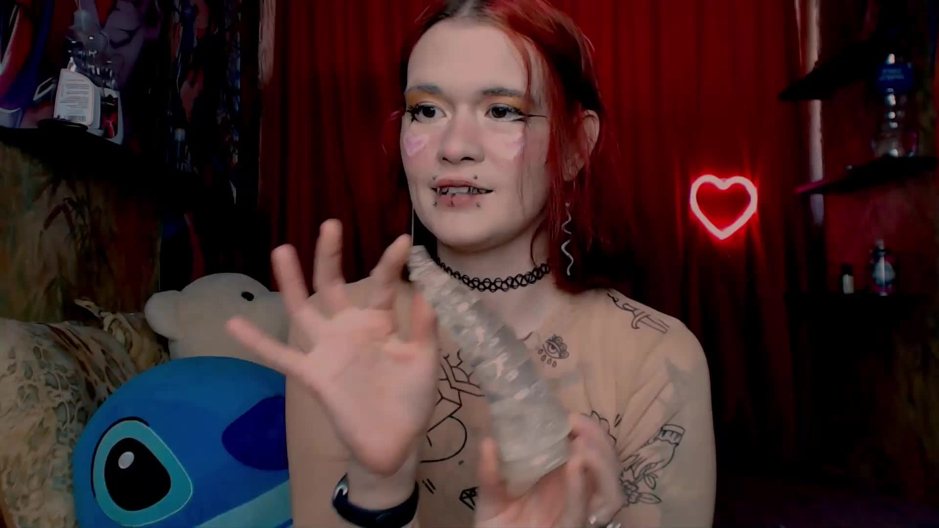 Velvet-and-Venom Cam Model Chat November 28, 2025