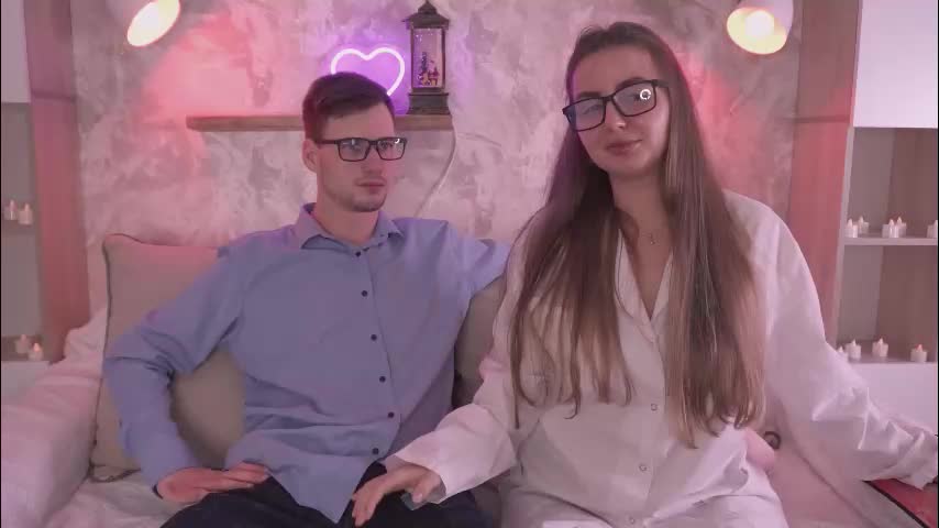 fluffy_hat Cam Model Chat November 28, 2025