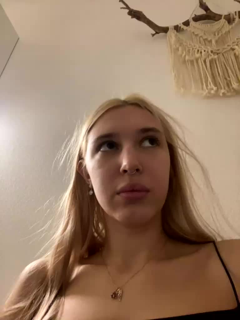 lina_wap Cam Model Chat November 28, 2025