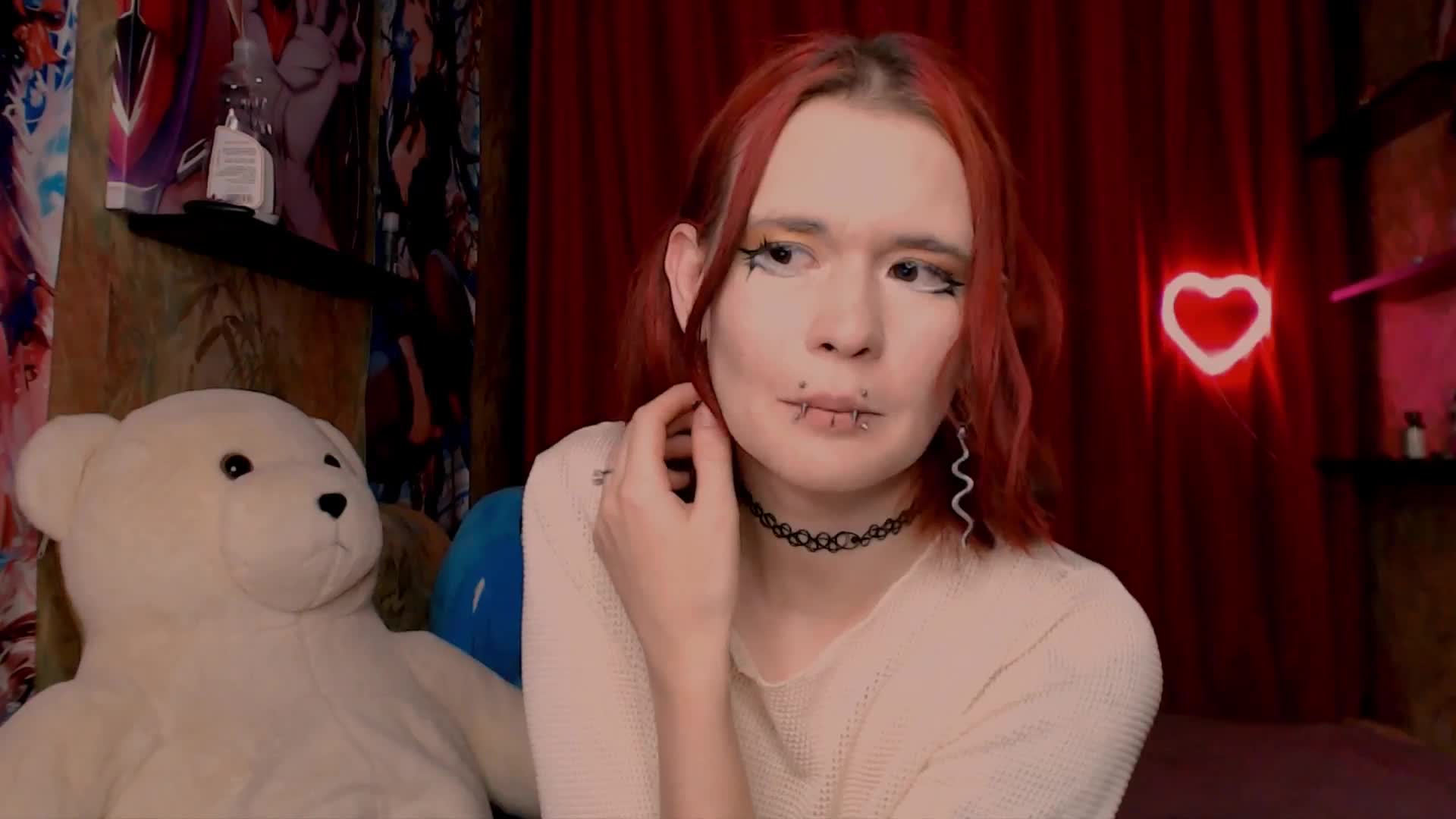 Velvet-and-Venom Cam Model Chat November 28, 2025