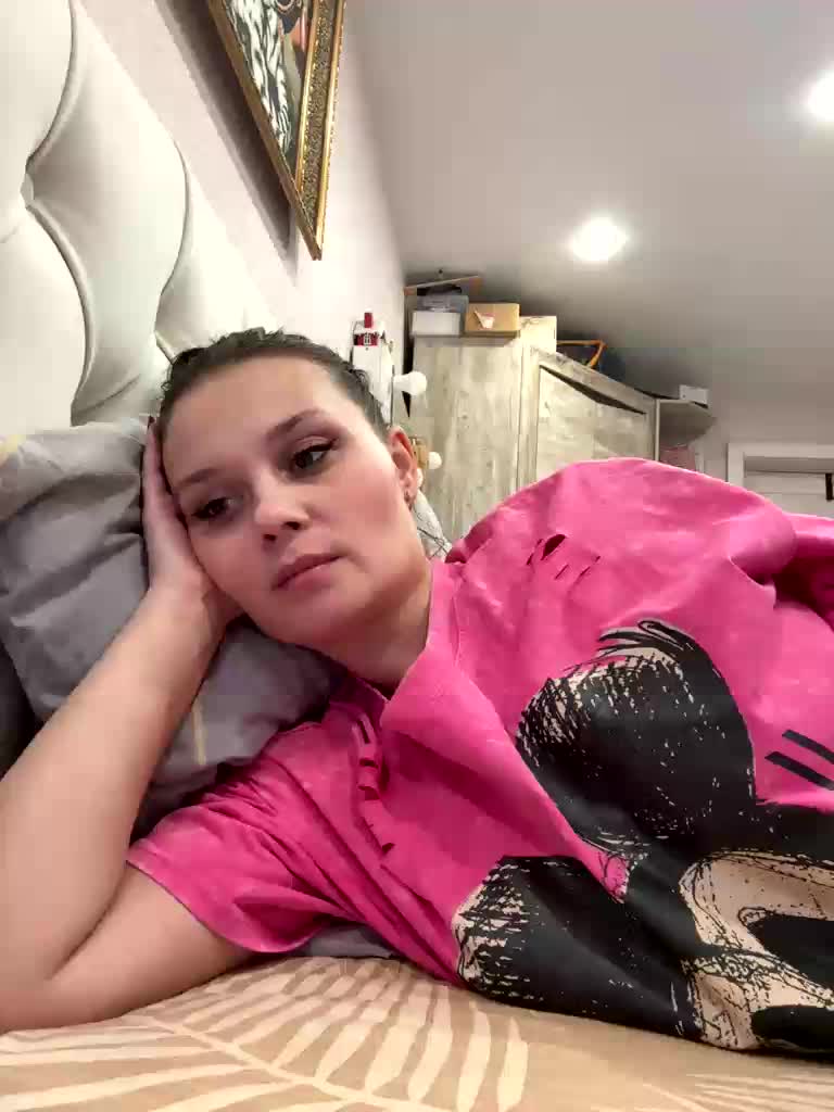 _Milashka_ Cam Model Chat November 28, 2025