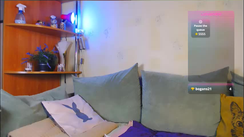 car0line1995 Cam Model Chat November 28, 2025