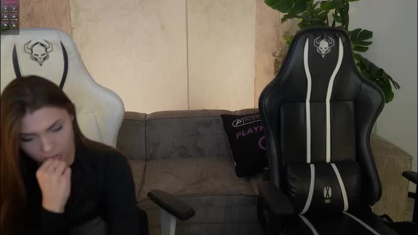 kira0541 Cam Model Chat November 28, 2025