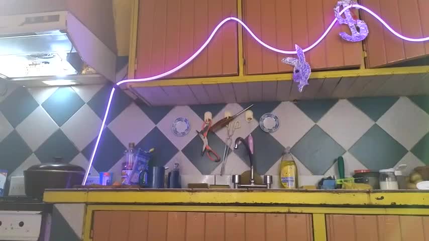 Jony_Marta Cam Model Chat November 28, 2025