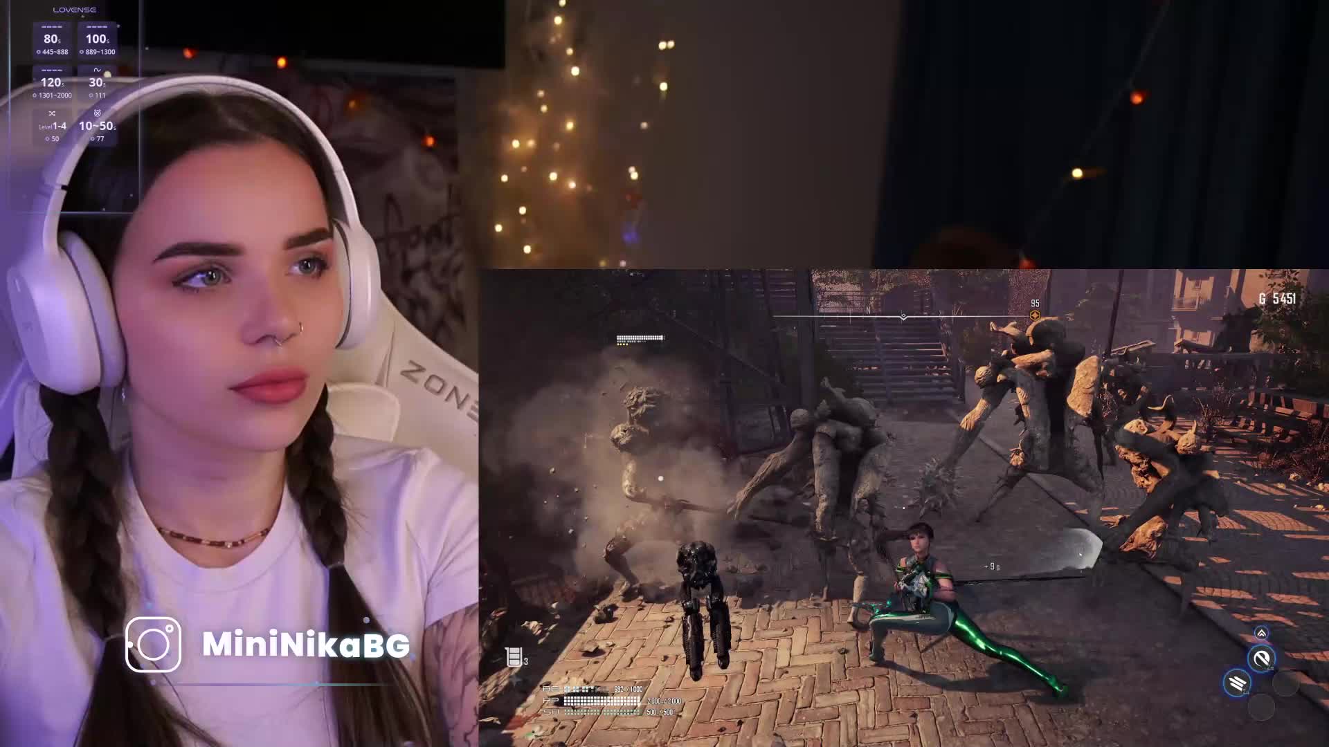 MiniNika Cam Model Chat November 28, 2025