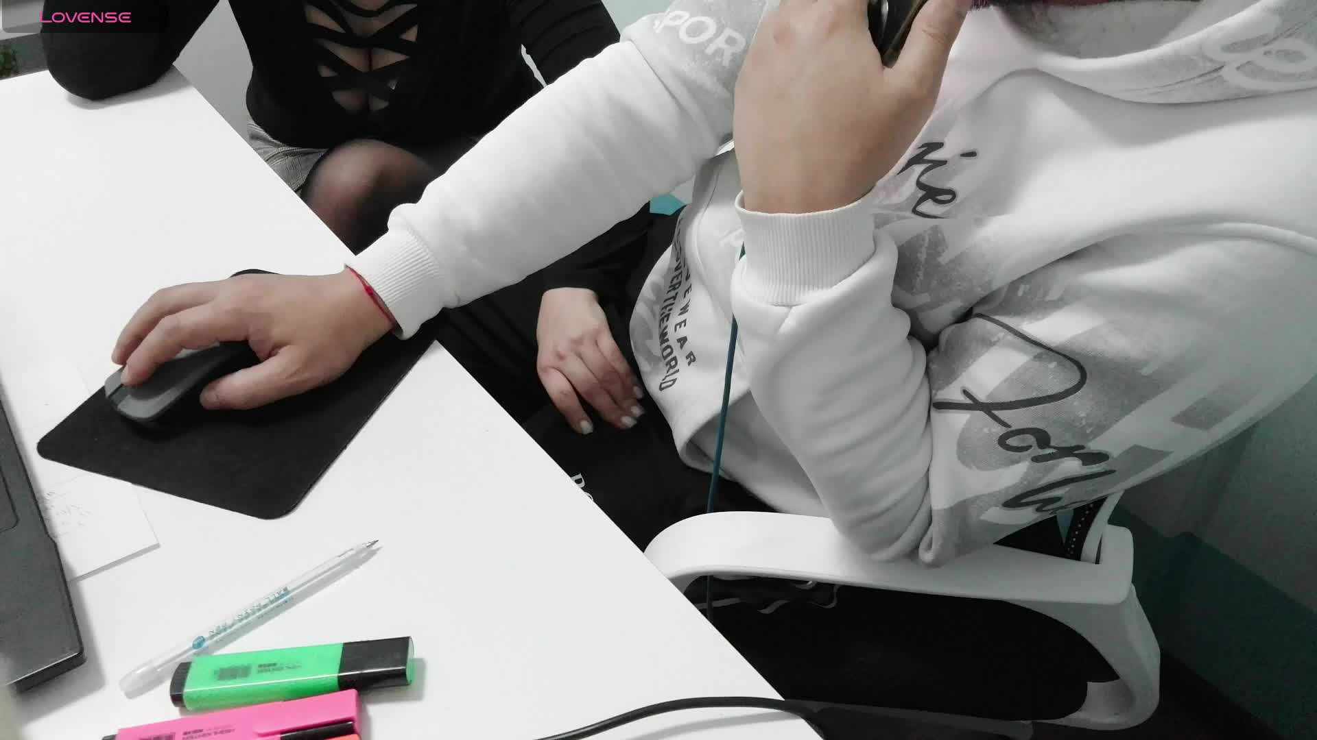 Lyalya7771 Cam Model Chat November 28, 2025