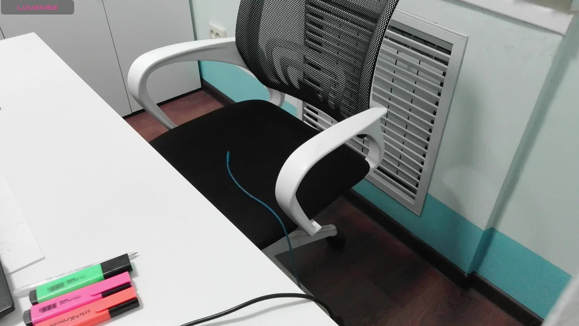 Lyalya7771 Cam Model Chat November 28, 2025