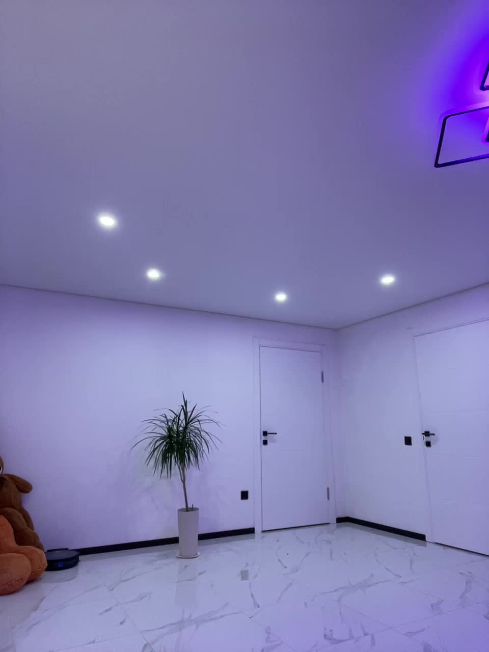 Potifays Cam Model Chat November 29, 2025