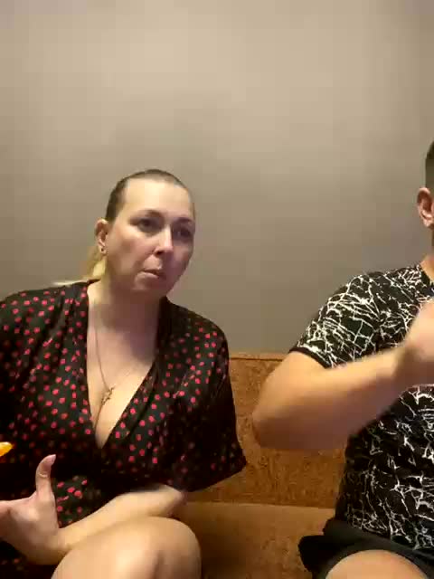 Xyligana Cam Model Chat November 30, 2025