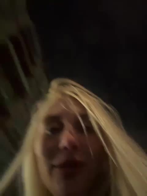 Tvoyasamka77 Cam Model Chat December 1, 2025