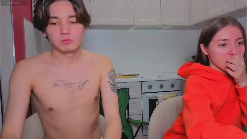 ihavepaws33 Cam Model Chat December 1, 2025