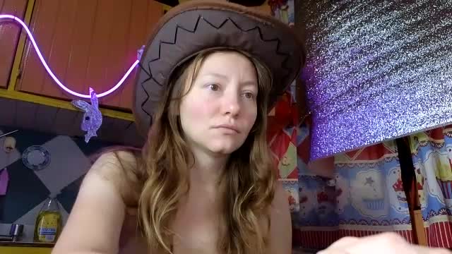 Jony_Marta Cam Model Chat December 1, 2025