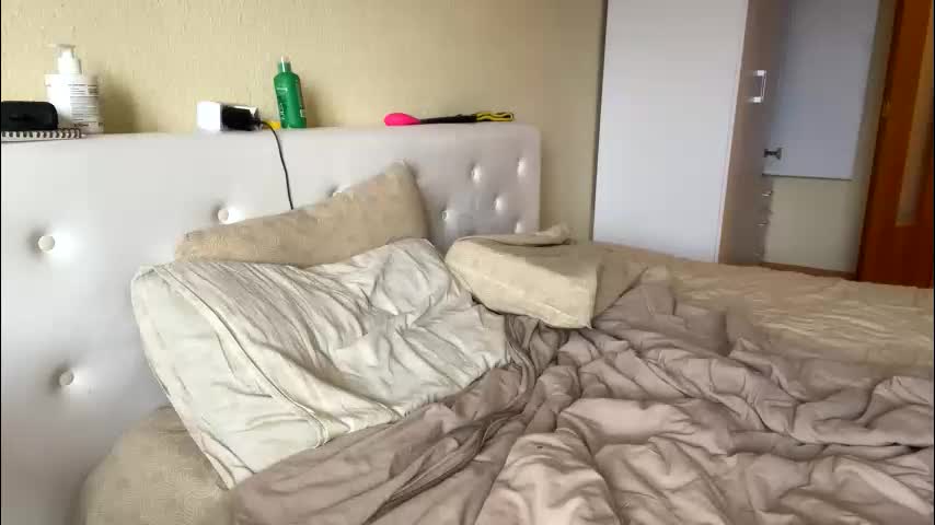 shyredstar Cam Model Chat December 1, 2025