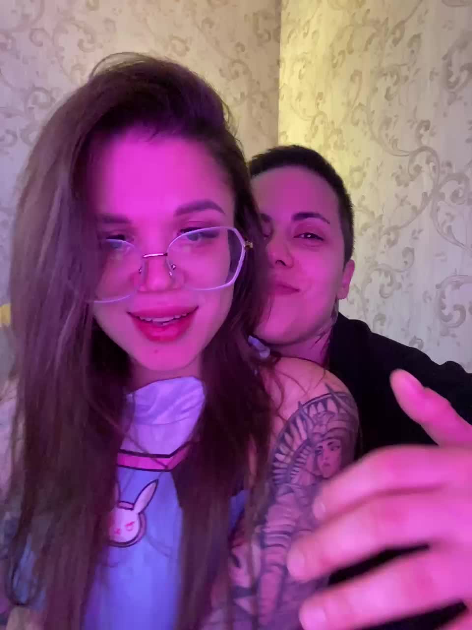 Flipflapfap Cam Model Chat December 1, 2025