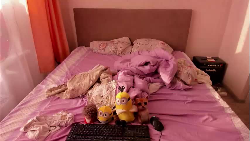 sosaguillypleasure Cam Model Chat December 1, 2025