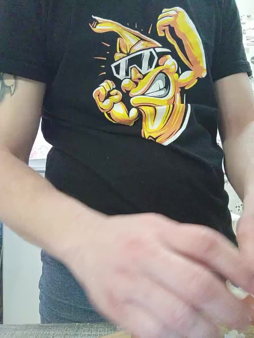 Niki233221 Cam Model Chat December 1, 2025