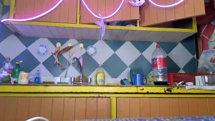 Jony_Marta Cam Model Chat December 1, 2025