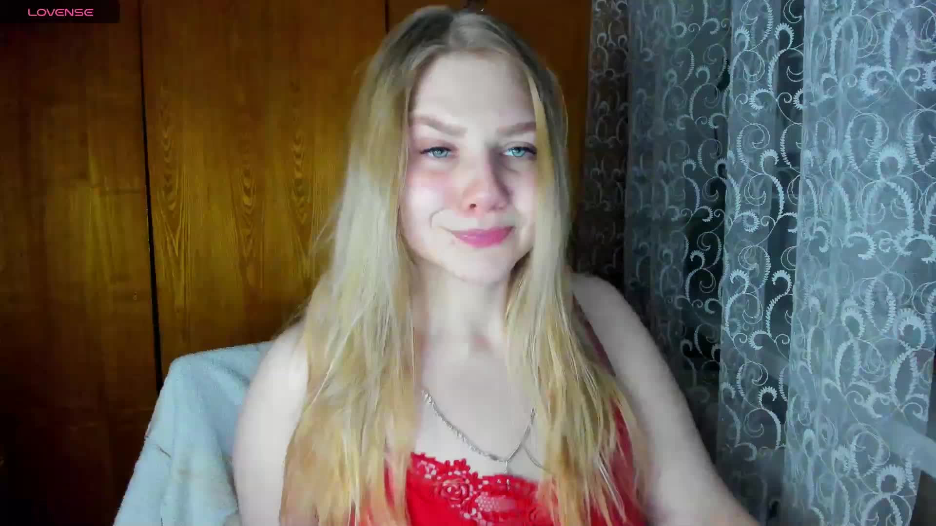 Emma-Frizea Cam Model Chat December 2, 2025