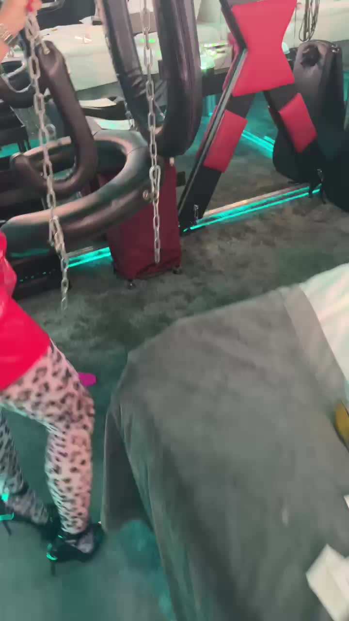 ShowTwins Cam Model Chat December 2, 2025