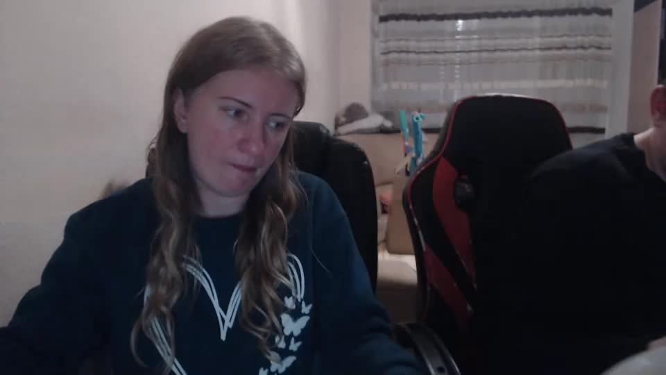 jenisandpeter Cam Model Chat December 2, 2025