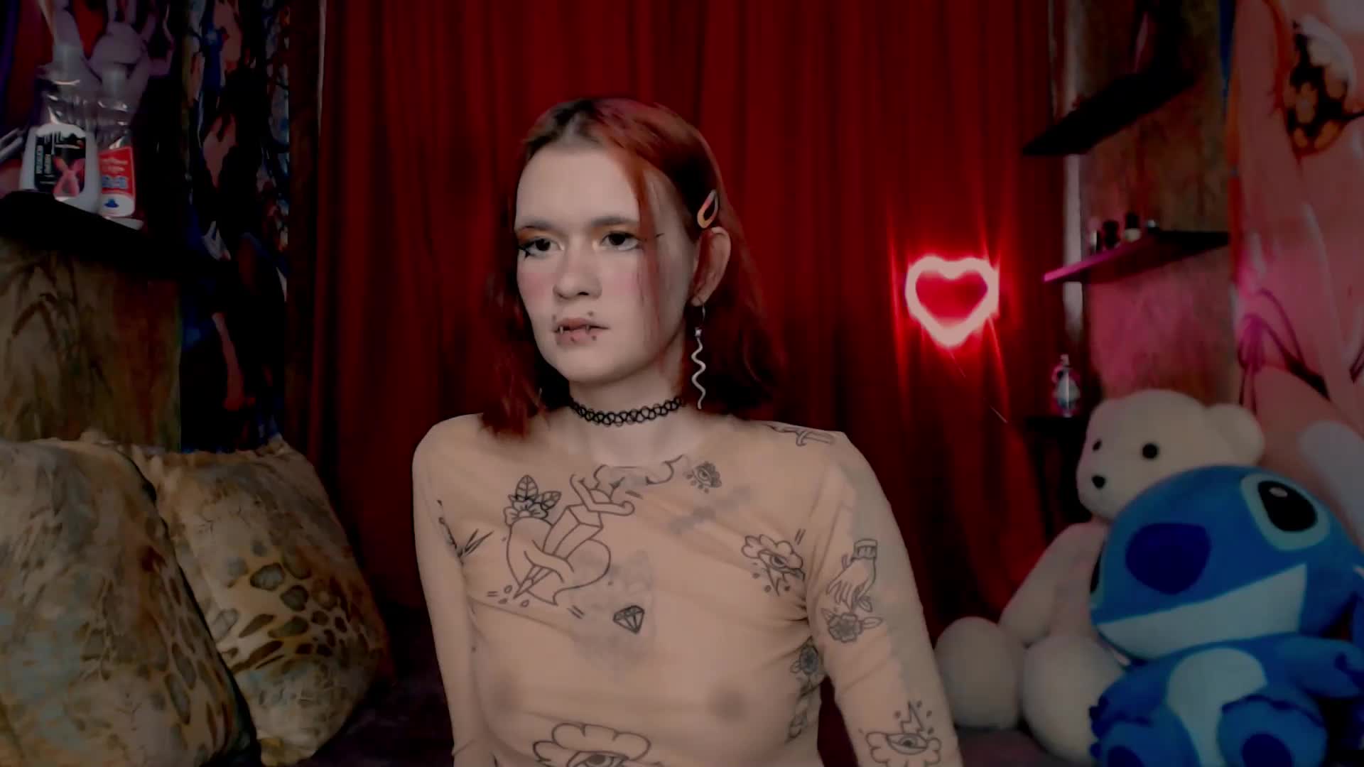 Velvet-and-Venom Cam Model Chat December 2, 2025