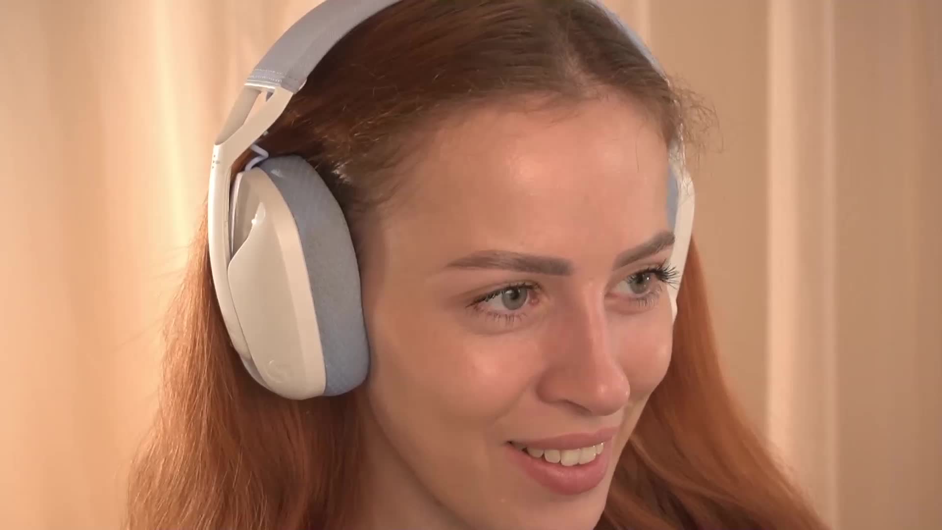 PONI_DI Cam Model Chat December 2, 2025